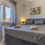 Appartement 2 Bedroom Amazing In *